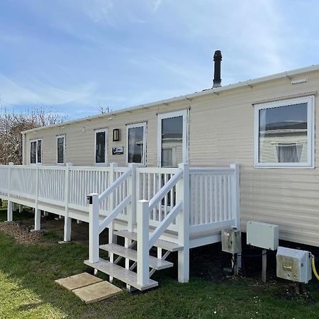 Emma'S Oasis 4-Bedroom Caravan At Durdle Door West Lulworth Exterior photo