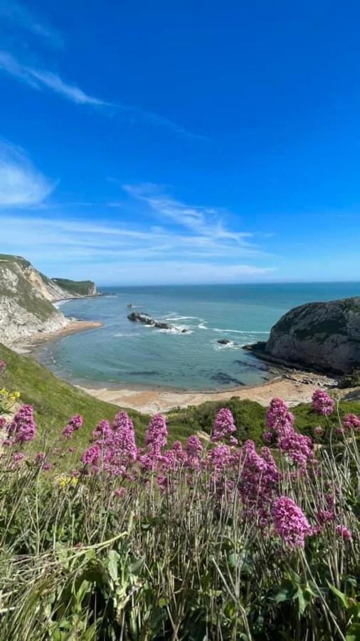 Emma'S Oasis 4-Bedroom Caravan At Durdle Door West Lulworth Exterior photo