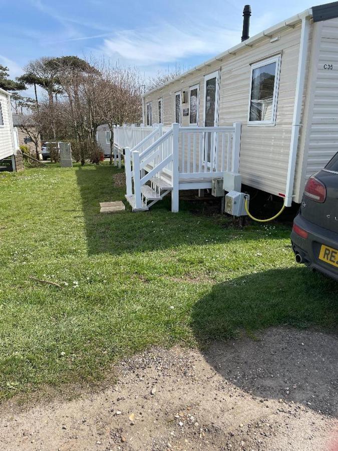 Emma'S Oasis 4-Bedroom Caravan At Durdle Door West Lulworth Exterior photo